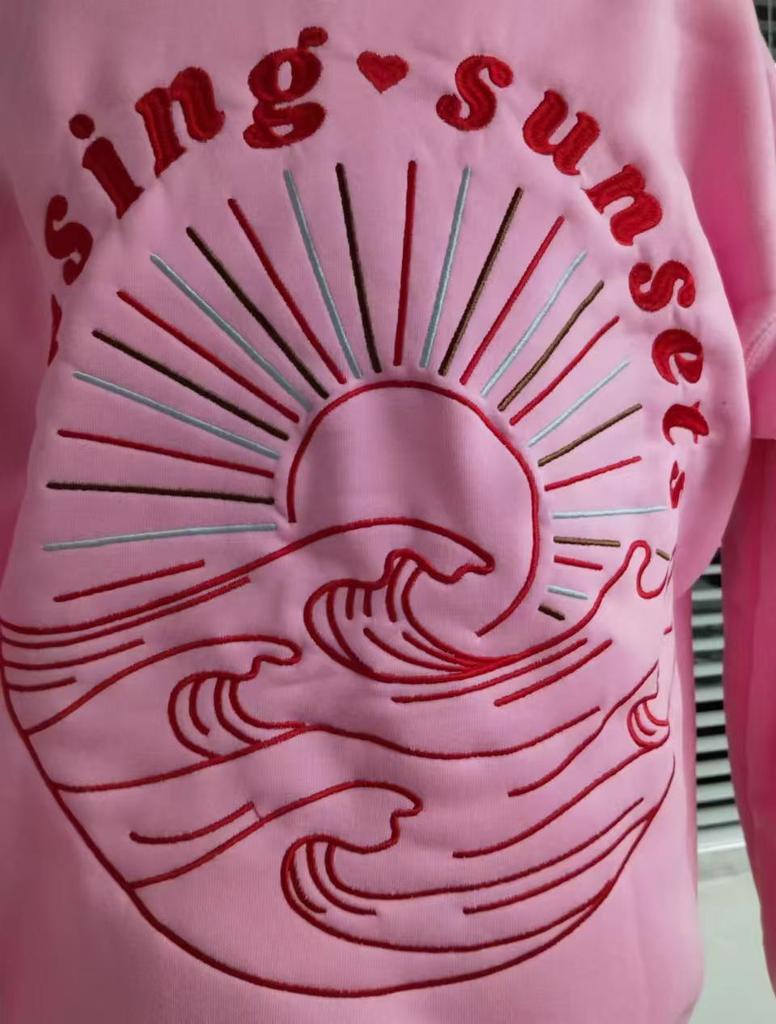 Europäische Größe Kokosnusswellen-Stickerei Hoodie mit überschnittenen Ärmeln