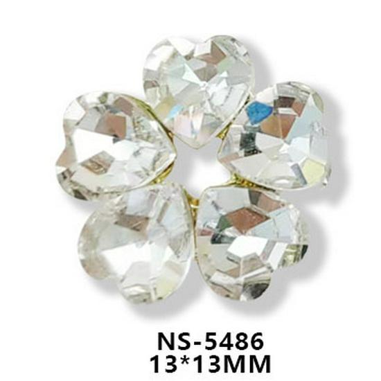 Persikofärgade Hjärta Strass Nageldekorationer - Fembladiga, Superglänsande Nageldekorationer Inspirerade av Japanska och Koreanska Trender