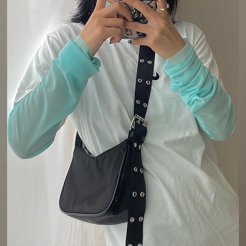 Women Crossbody Bag Nylon Fashion Solid Zipper Soft Shoulder Bag Purses and Handbags Adjustable Shoulder Strap Black Tote Bag