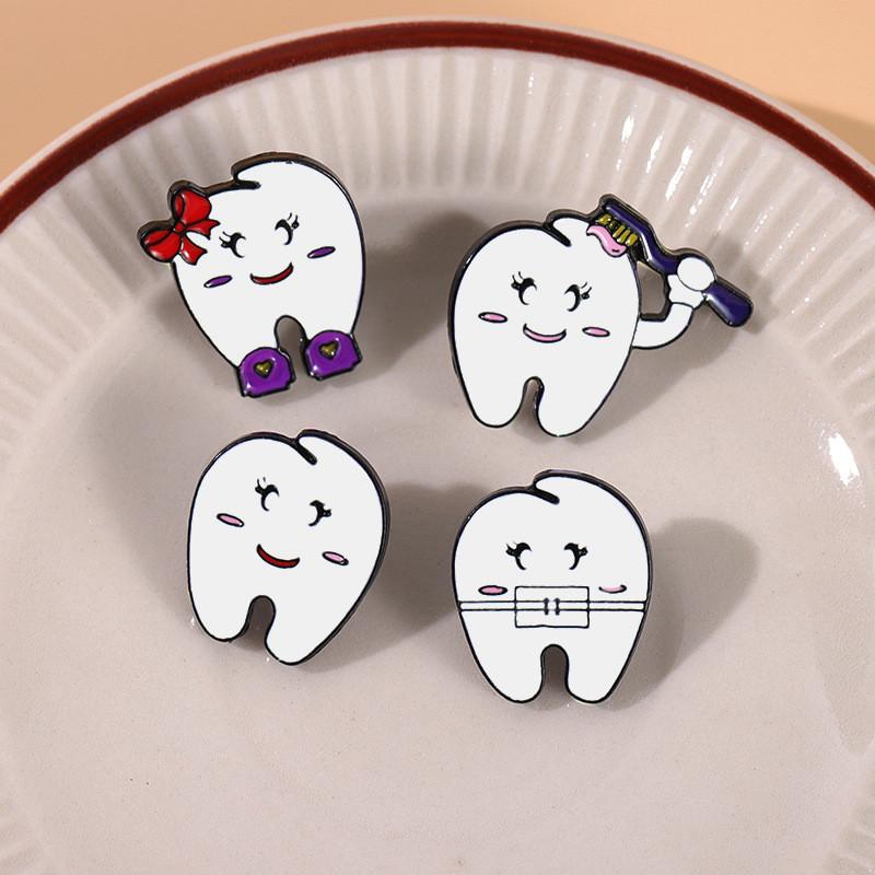 Cartoon Eyecatching Toothbrush Pin Charming Alloy Badge For Stylish Ideas Gift