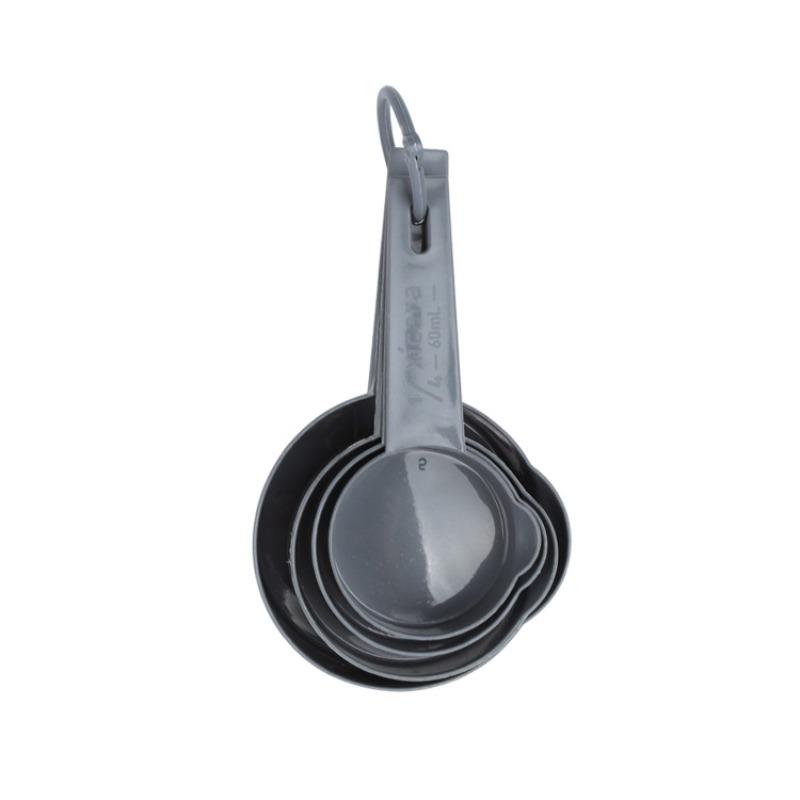 

Бытовые инструменты для выпечки: Сухое молоко, Ложка для кофейных зерен, Мерная ложка для выпечки, Пшеничные волокна, Соль, Сахар и Масло серый