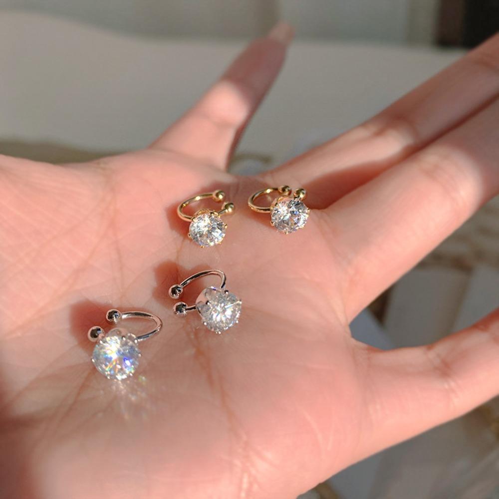 Fashion Personality Sparkling Rhinestone No Ear Piercings Clip Earrings for Women Luxury Simple Fake Piercing Ear Cuff Jewelry