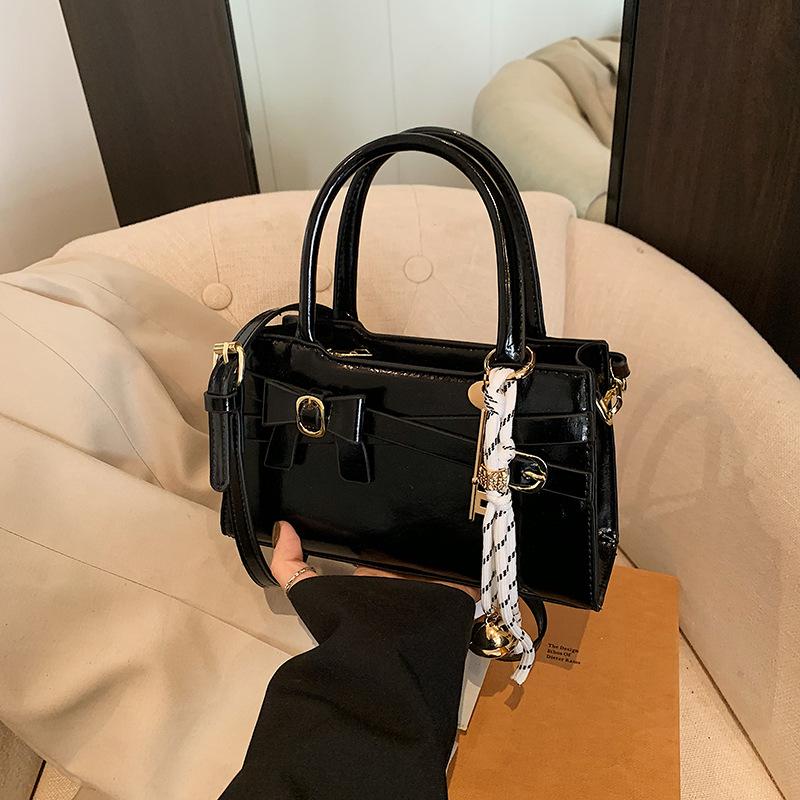 Portable Trend Casual Small Square Bag New Fashion High-end Shoulder Bag Niche Messenger Bag