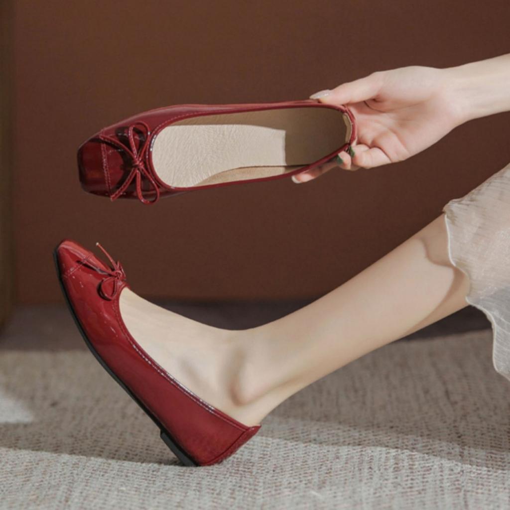 Autumn Flat Bottom Square Head Single Shoes Women'S Shallow Mouth Flat Heel Soft Sole Bow Grandma Shoes Fairy Style With New Chinese Doudou Shoes