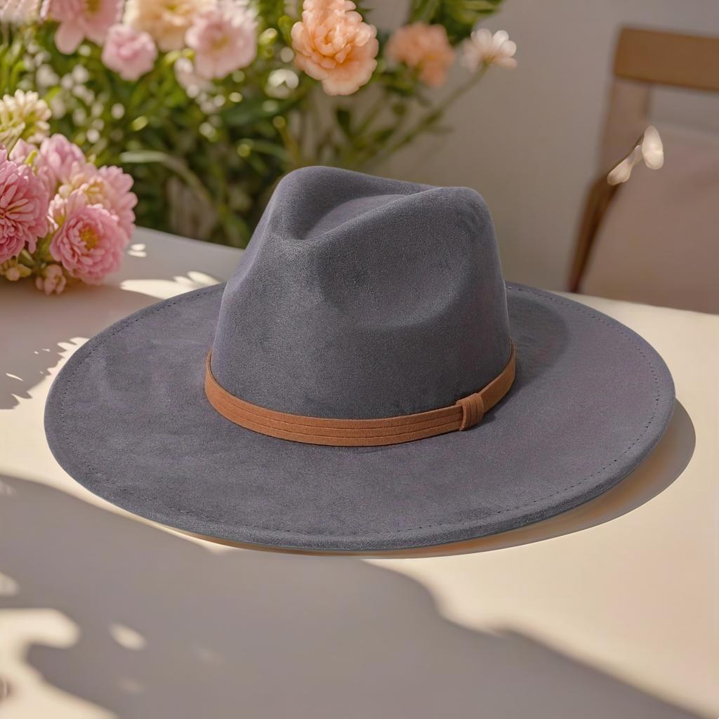 Women's Suede Hat with Colorful Heart-shaped Top and Wide Brim, Gentleman's Hat