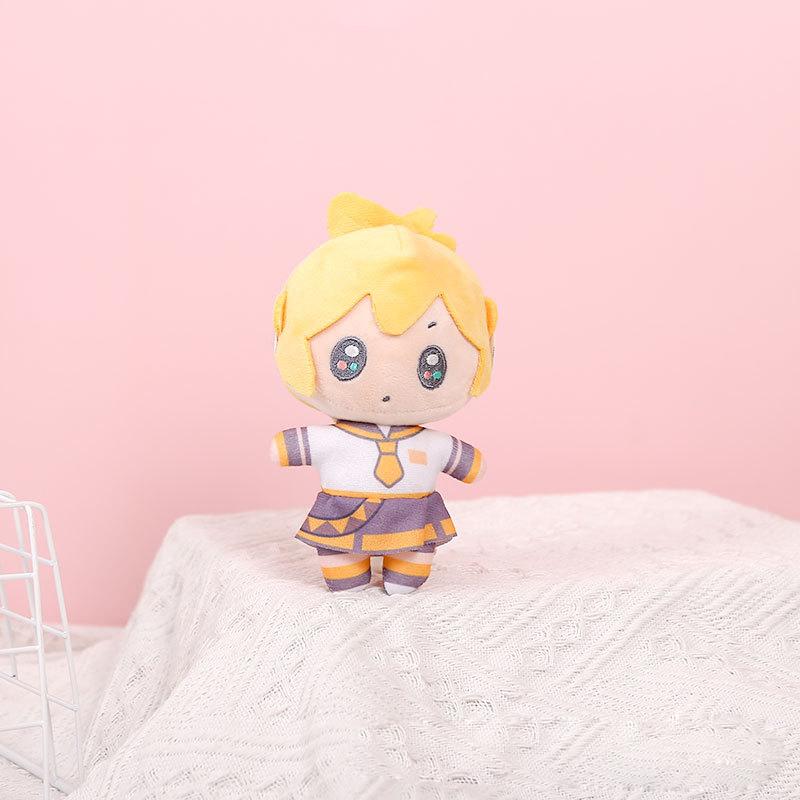 Nový plyšový přívěsek na klíče Hatsune Miku 14 cm Anime KAITO MEIKO Série Len Rin Roztomilá měkká plyšová panenka Klíčenka Přívěsek na tašku Dárek pro dívky