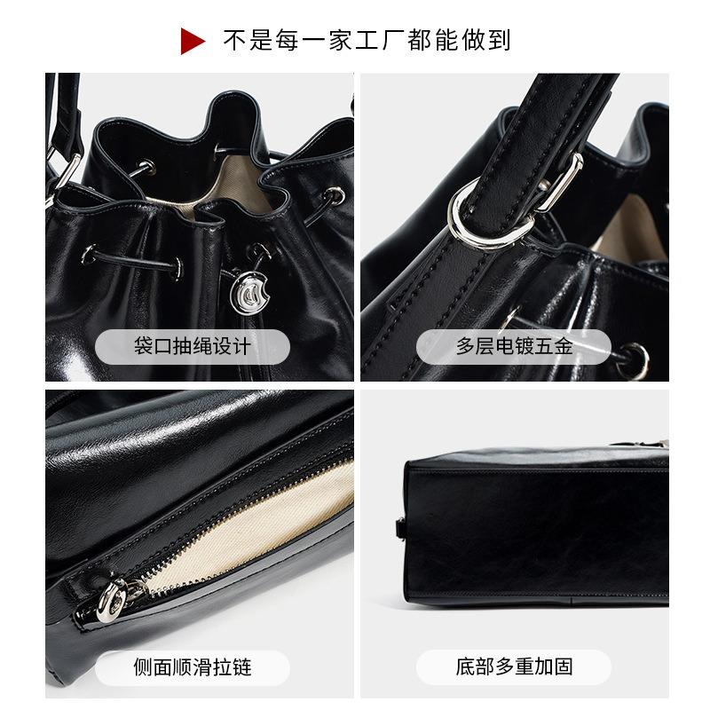 Autumn and Winter Niche Design High-end Backpack, Leather Women's Versatile Large-capacity Drawstring Shoulder Bucket Bag