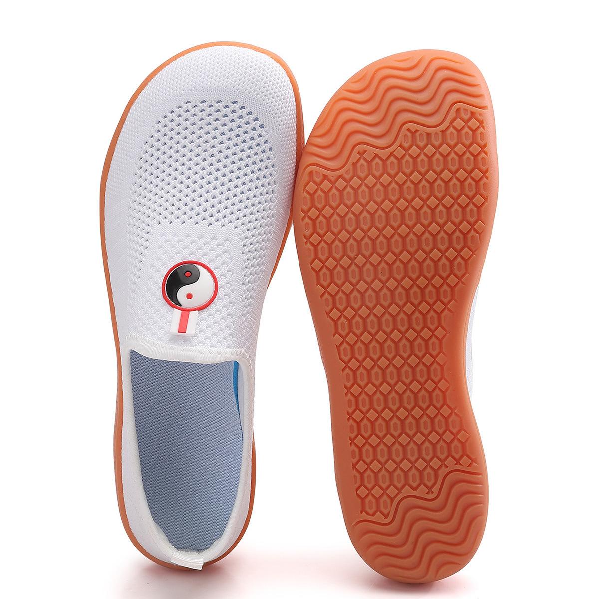 

Новые туфли тайцзи мужские и женские летающие сетчатые дышащие босые туфли для отдыха на открытом воздухе фитнес обувь для кунг-фу Бадуаньцзинь 37 белый