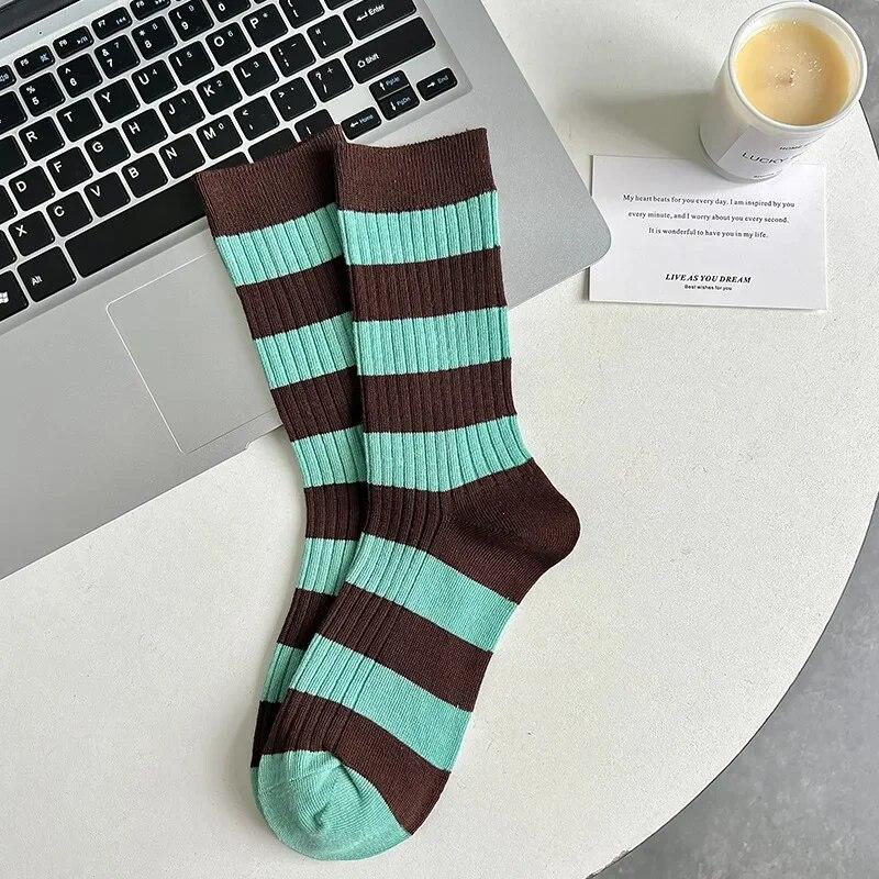 Vintage Women Socks Korean Fashion Harajuku Streetwear Sports Socks Women Casual Striped Plaid Cotton Knitting Elastic Long Sock