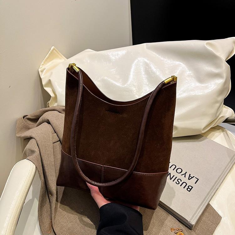 Suede bag women's large capacity autumn and winter retro shoulder mother bag commuter bucket bag