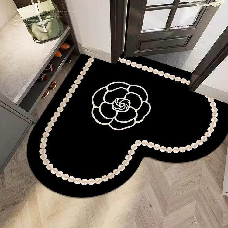 Heart-Shaped Diatom Mud Floor Mat, Kitchen Dirt-Resistant And Easy To Take Care Of Floor Mat Internet Celebrity Entry Door Bathroom Non-Slip Quick Su