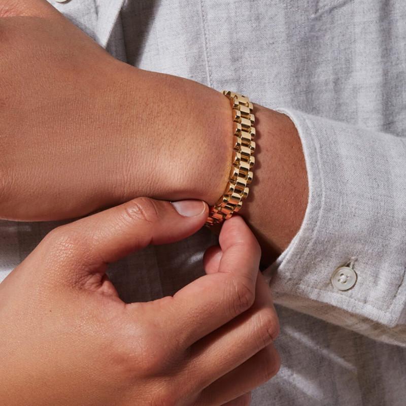 Gold-Plated Titanium Steel Bracelet: Detachable, Unisex Hip Hop Watch Chain, Luxury Electroplated Design for Women.