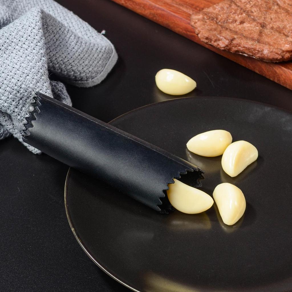 Striped Silicone Garlic Peeler - Creative Kitchen Gadget