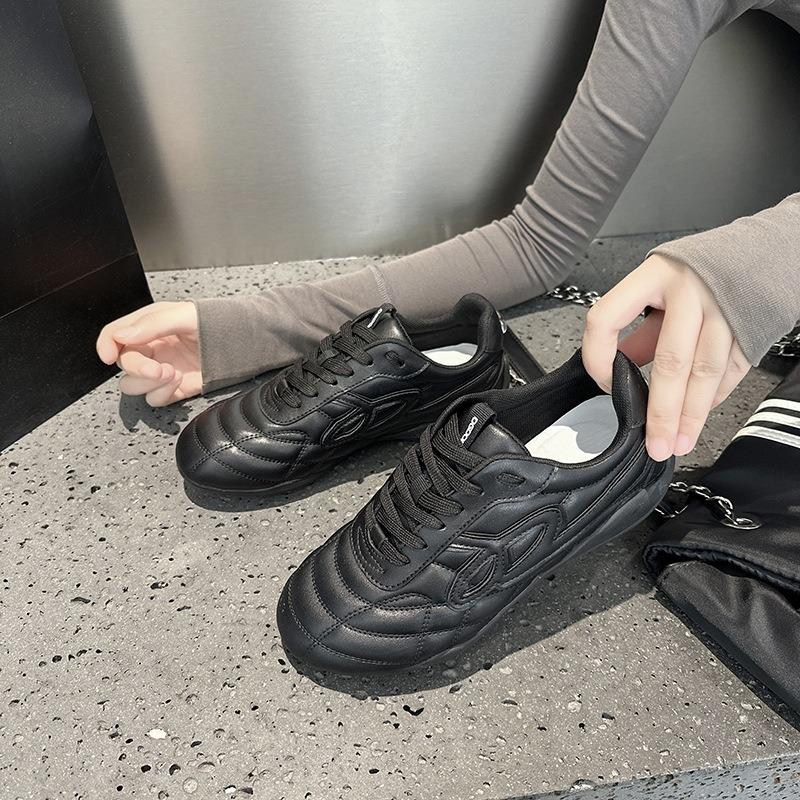 

Бай Цзинтин черные туфли уличные летние мягкая подошва повседневные туфли нишевые спортивные гоночные туфли 35 чёрный