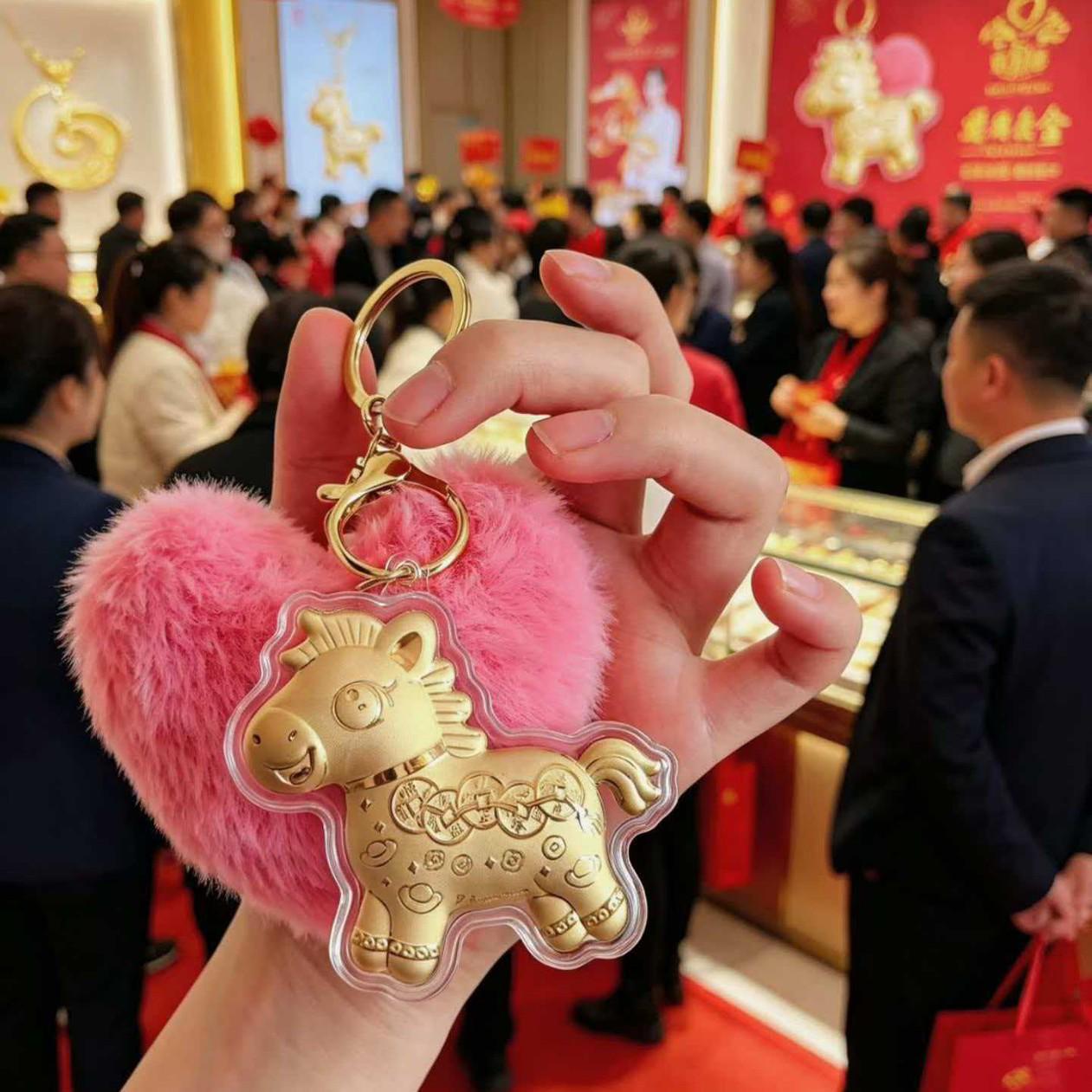 999 Pure Gold Lucky Horse Keychain Pendant Gift Without Gold