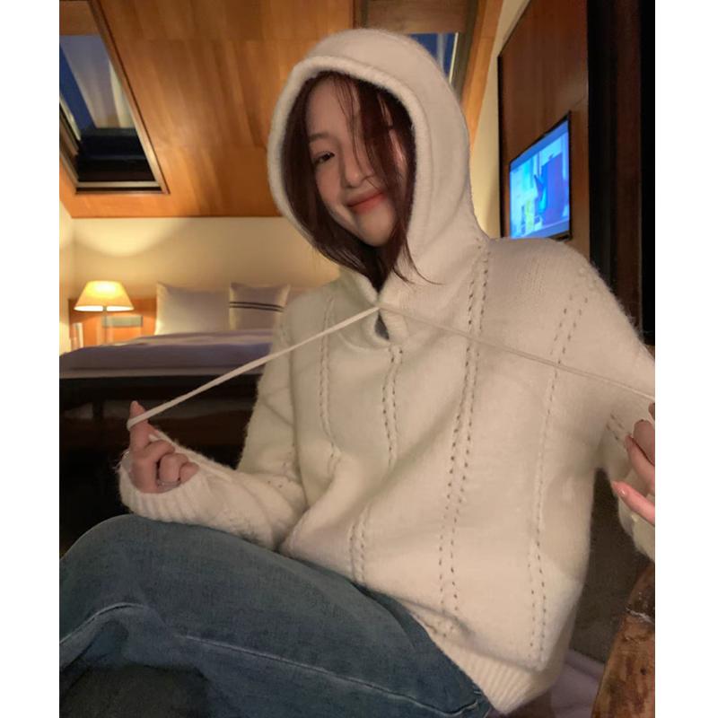

Korean autumn and winter models of all-match twist hollow loose hooded sweater women, exquisite casual women s long-sleeved pullover warm sweater one size fits all белый