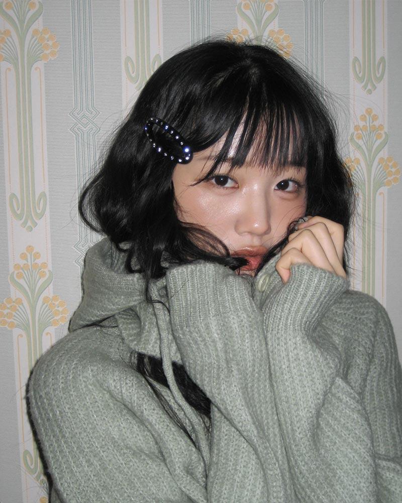 It Doesn'T Matter Dazzle Cubic Hair Pin (Black)