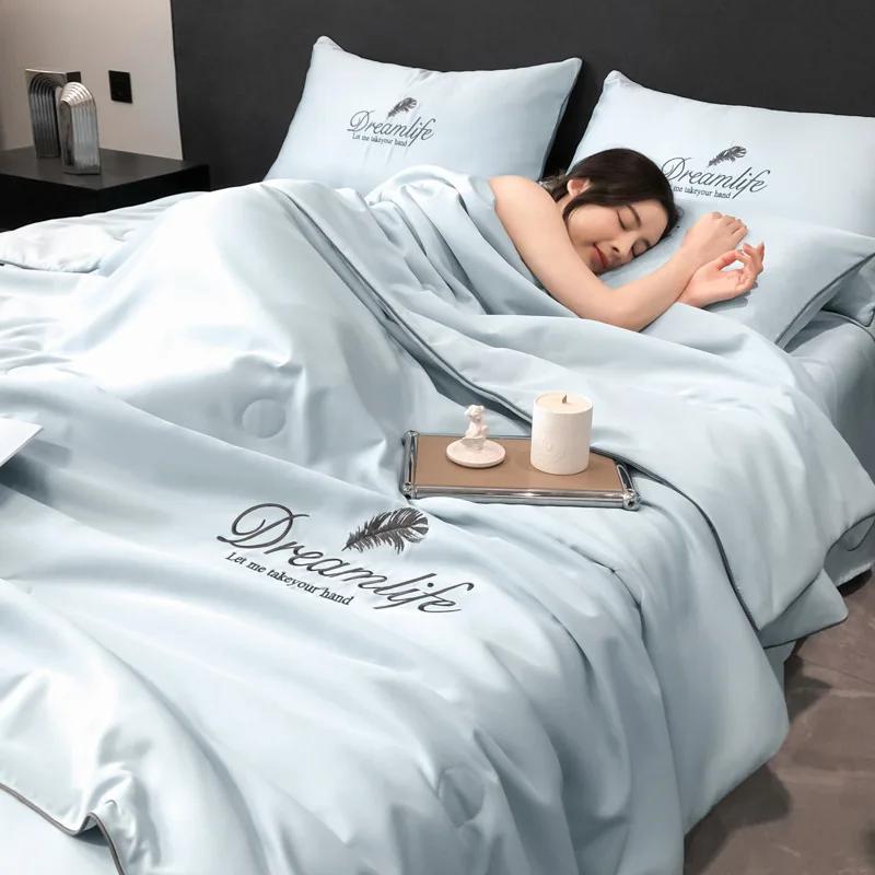 Luxury Spring Summer Comforter Set Embroidered Breathable Thin Blanket Summer Quilt Skin Friendly Air Conditioner Quilt Queen