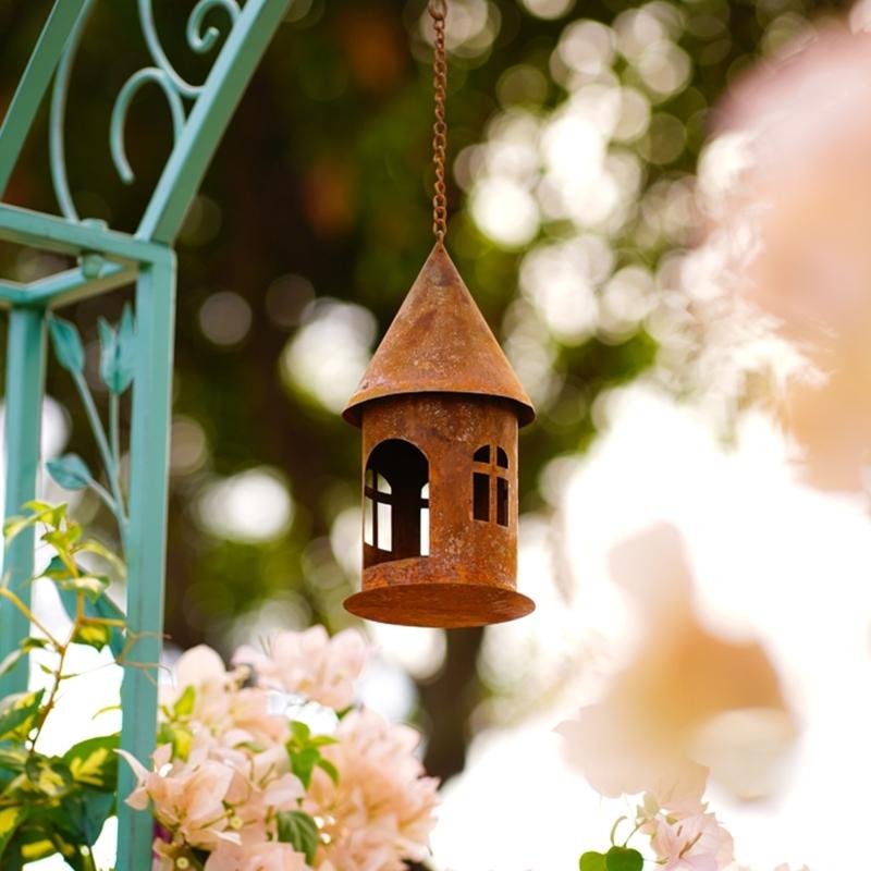 Retros Iron Castles Candle Stand Weather Resistant Iron Castles Sculpture Durability Garden Decoration