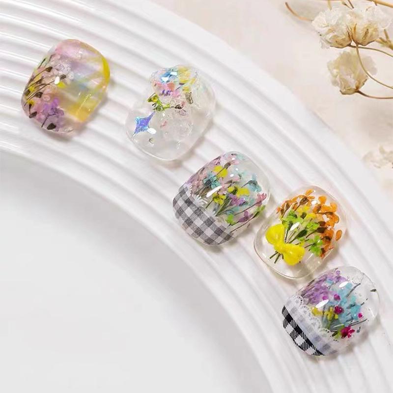 1Box Nail Art Flower Decoration Delicate 3D Dried Flower Nail Art Decorations Exquisite Nail Art Beauty For Charms Accessories