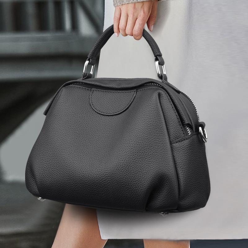 Bags: Autumn and winter women's bags, high-end niche handbags, women's new retro fashion, versatile shoulder body-wearing bags