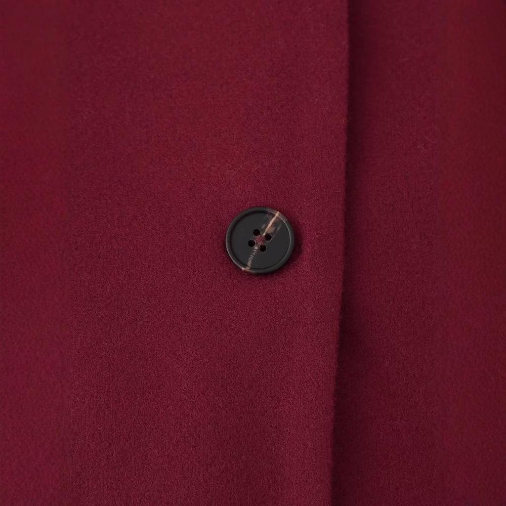 Women's European & American Scarf Collar Wool Coat.