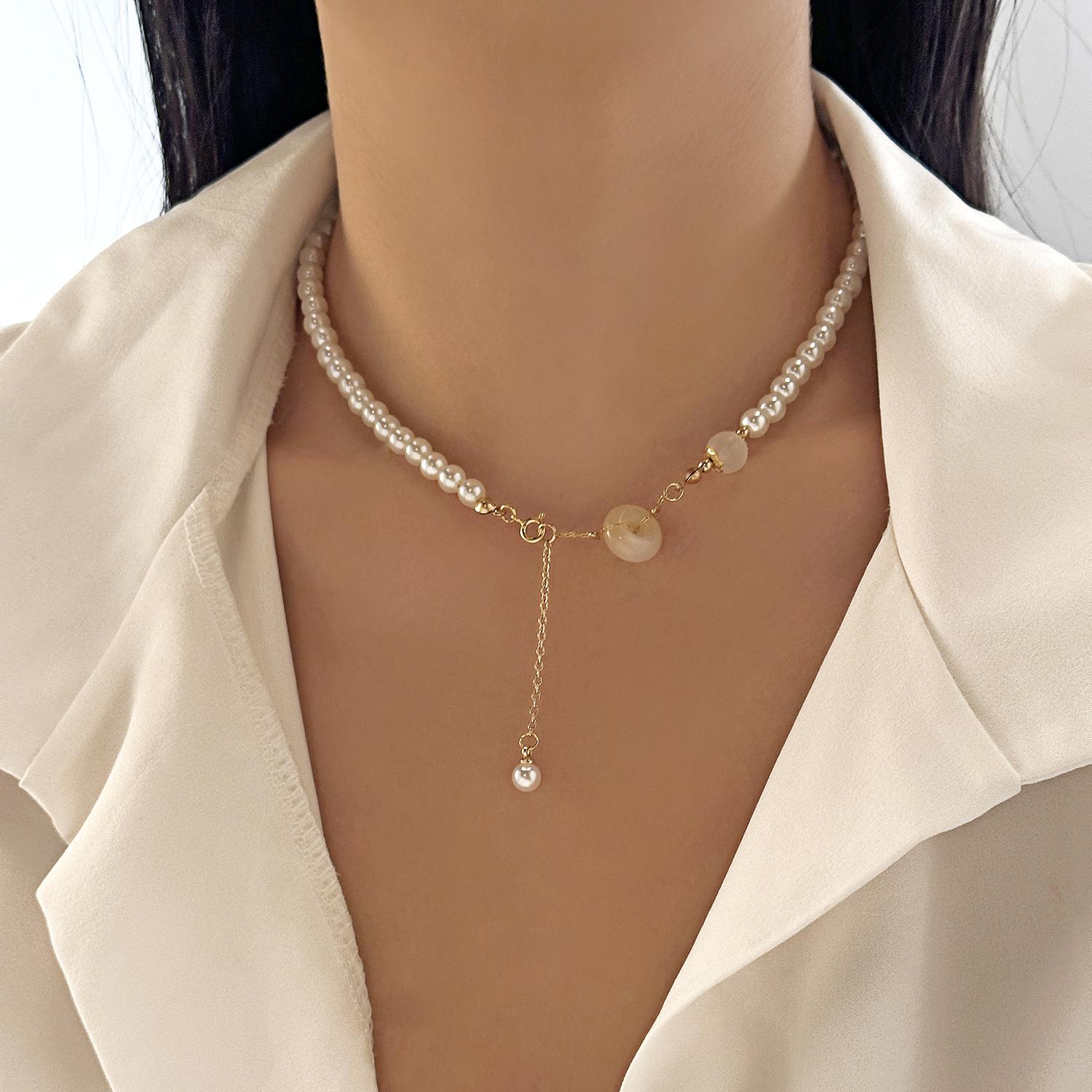 

Elegant Imitation Pearl Ping An Buckle Necklace for Women Chinese Ethnic Style Tassel Neck Chain Friendship Fashion Jewelry Gift