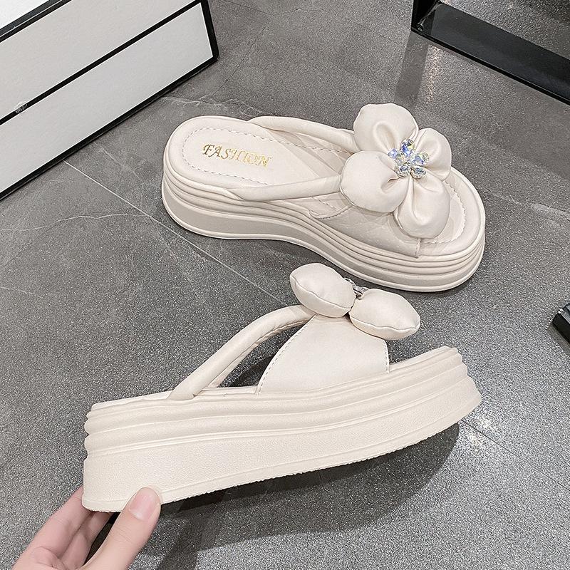Platform Slippers Women's Summer 2025 New Versatile Outer Wear Heightening Muffin One-word Drag High-end Flower Sandals Women