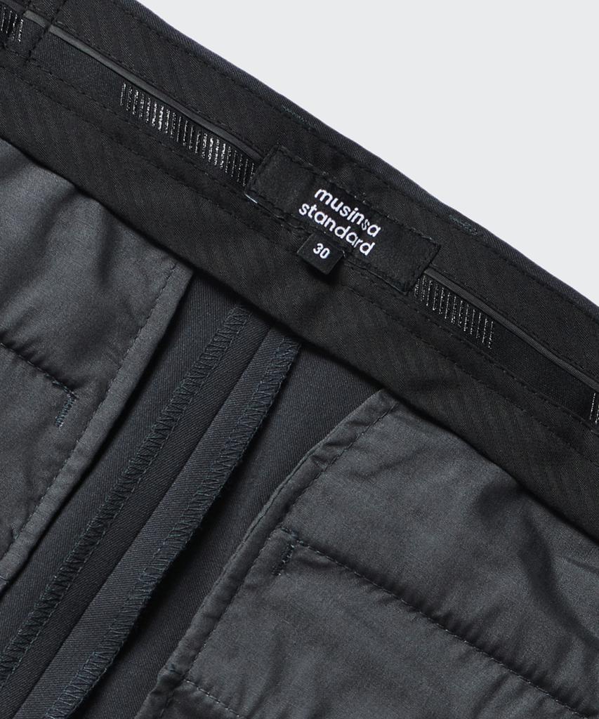MUSINSA STANDARD Tapered Hidden Banding Crop Slacks [Iron Gray]
