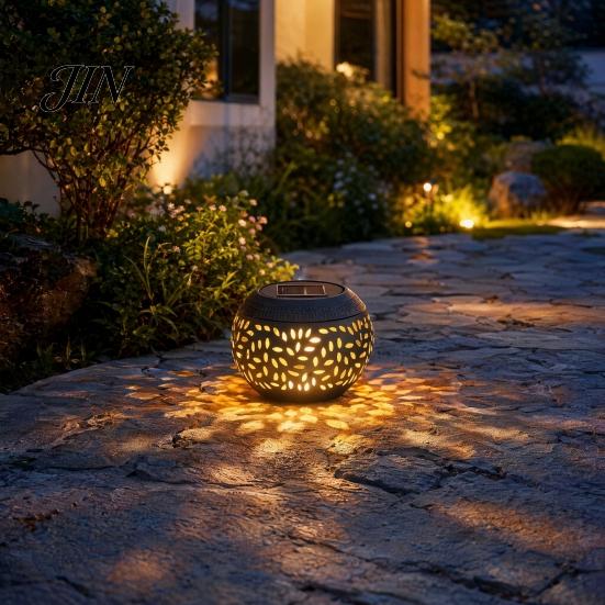 Durable Outdoor Lighting Garden Solar Light, Waterproof Metal Lamp, Leaf Pattern Lawn Light Lantern for Terrace Yard Deck Porch Table Decor Decorative