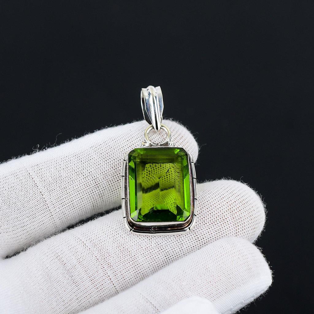 Green Peridot Handcrafted 925 Sterling SIlver Pendant Small Pendant Peridot Gemstone Silver Pendant For Gifts