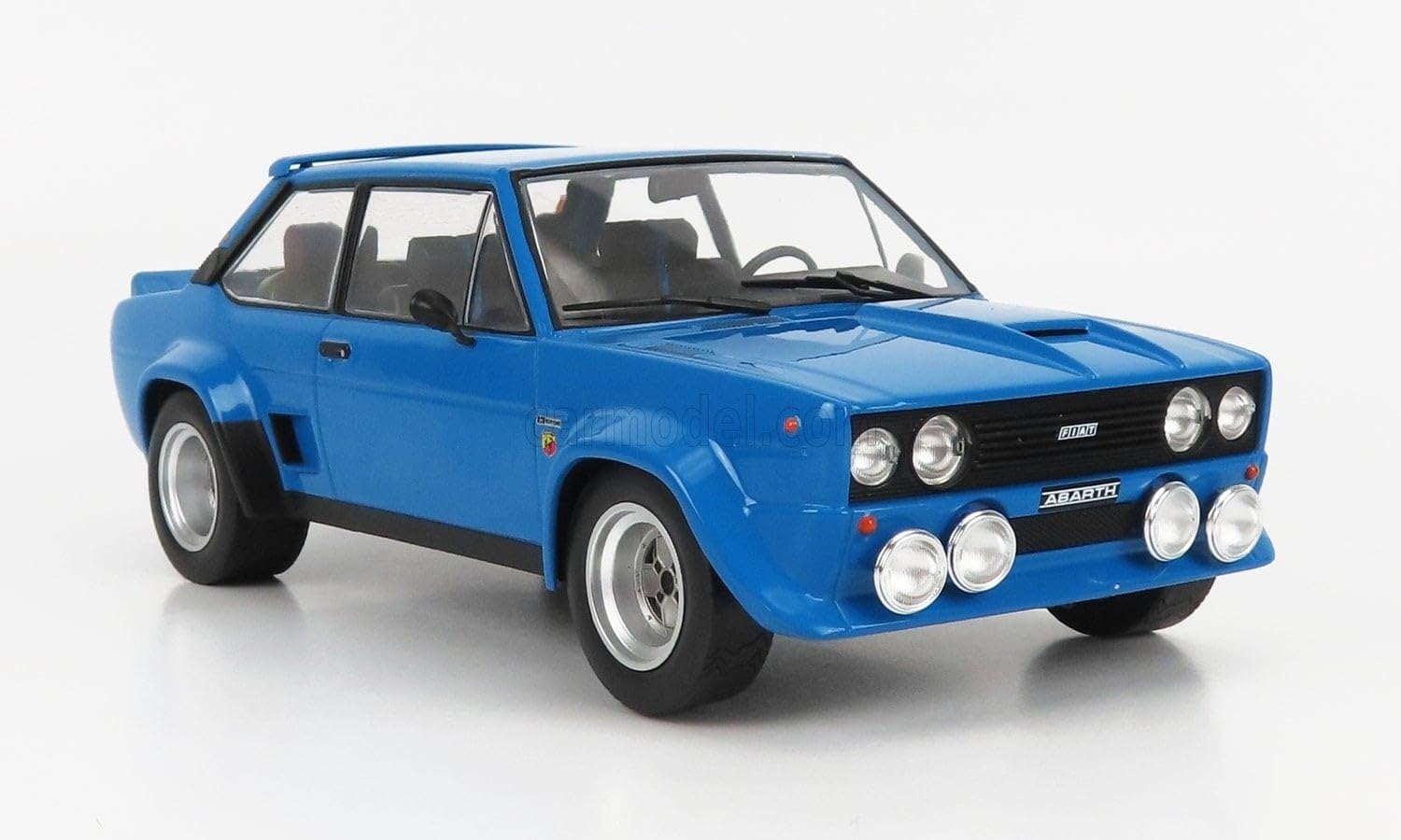 

IXO Fiat Abarth Mini Car FIAT 131 Abarth Rally 1980 1/18 (Blue) [Item] синій
