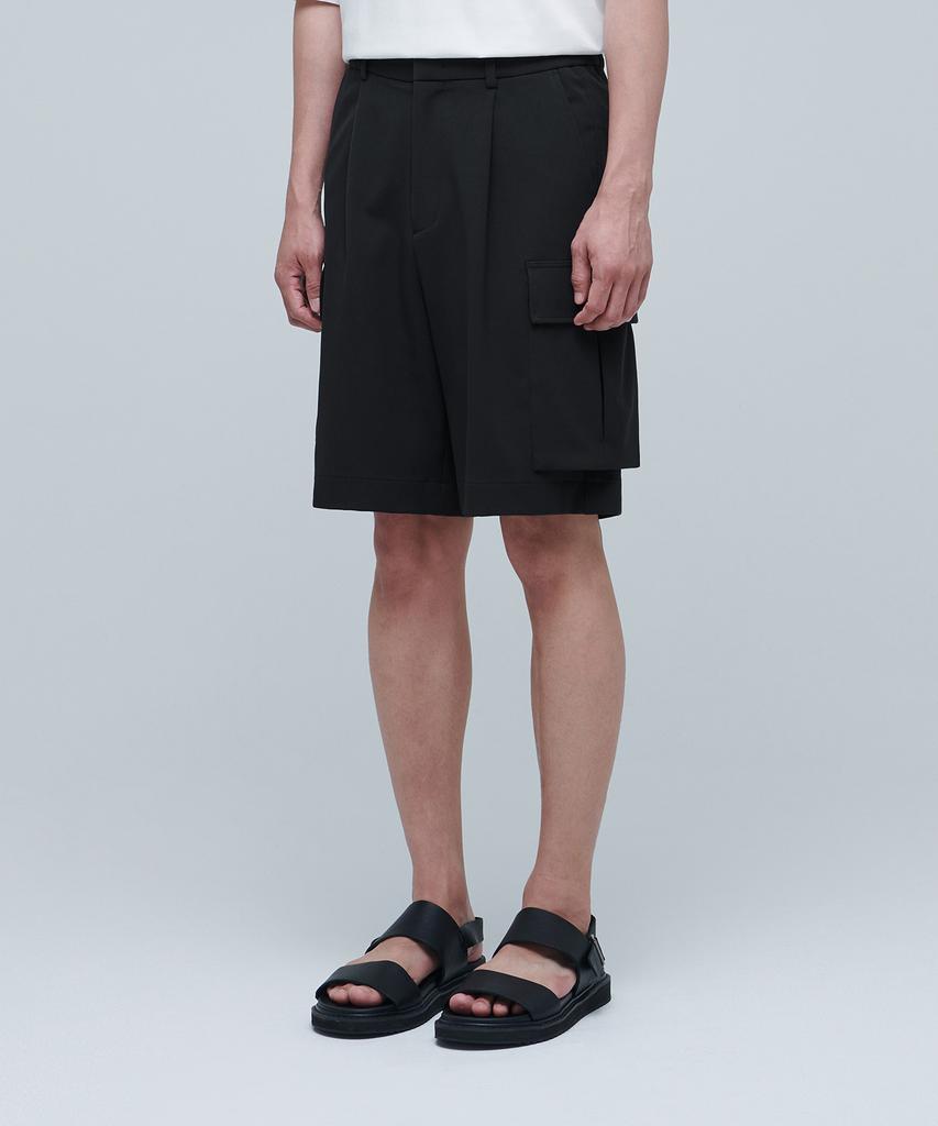 MUSINSA STANDARD Wide Banding Cargo Half Slacks [Black]