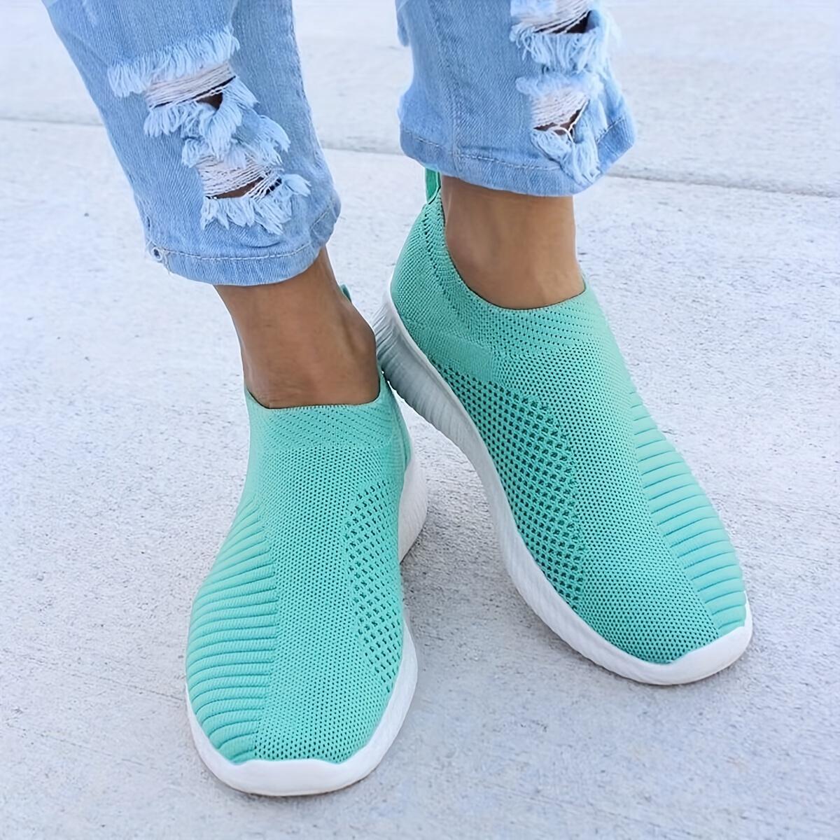 

Удобная женская прогулочная обувь без шнуровки — легкие и дышащие летающие тканые повседневные туфли на плоской подошве для повседневной носки 36 небесно-голубой