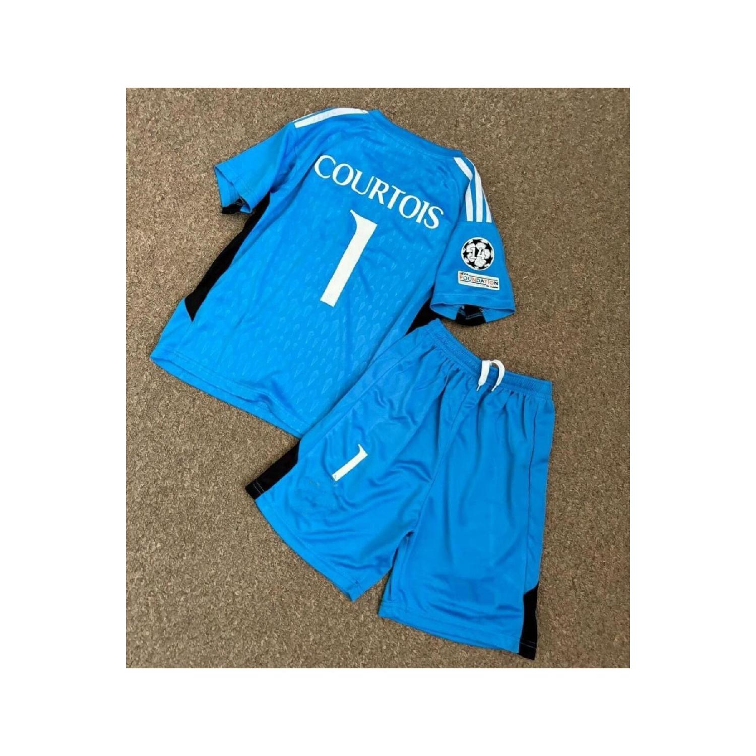 

Детская майка вратаря сезона 2022/23 Тибо Куртуа 8-9 Yaş синий