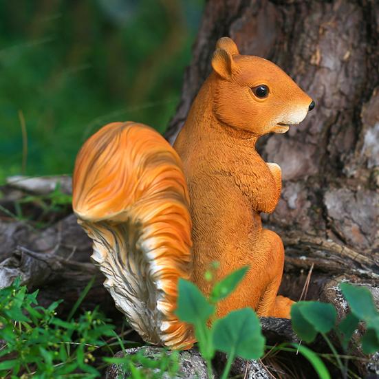 Realistische Eichhörnchen-Figur 20 cm Harz Waldtier-Statue für Innen Außen Garten Hof Terrasse Haus Tischdekoration