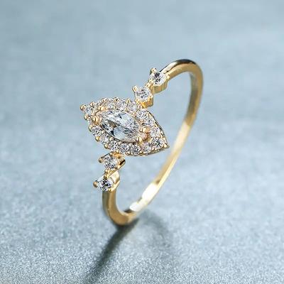 Exquisite Braut Eheringe mit Marquise Zirkonia Luxus Goldfarbe Verlobungsband Accessoires Modeschmuck