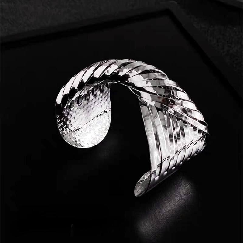 Cross Surround Irregular Opening Smooth Surface Bracelet Retro High Sense Unique Twist Bracelet Arm Ring
