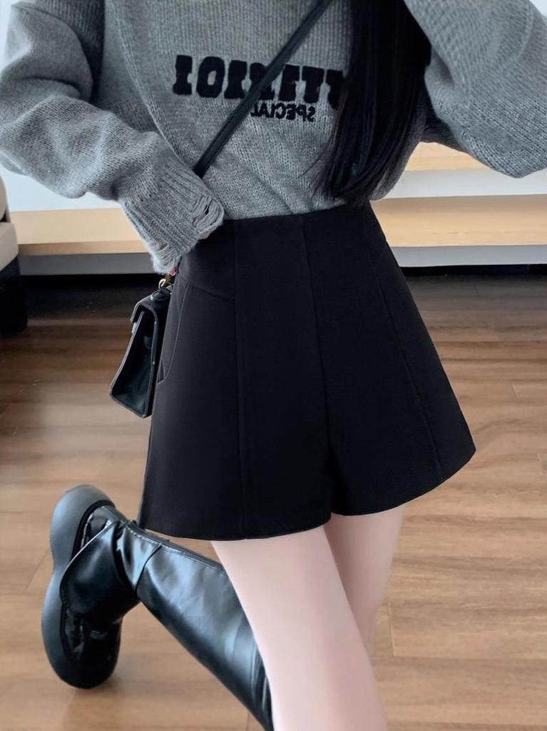 Plus Size High Waist Woolen A-Line Shorts for Women - Slimming Wide Leg & Bootcut Style for Autumn/Winter