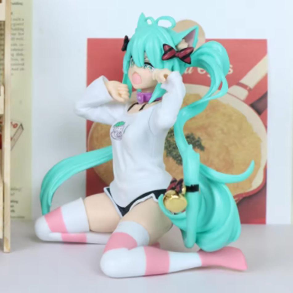 Anime Hatsune Miku doll model cartoon cute tabletop decoration suitable for car dashboard decoration cute holiday gift