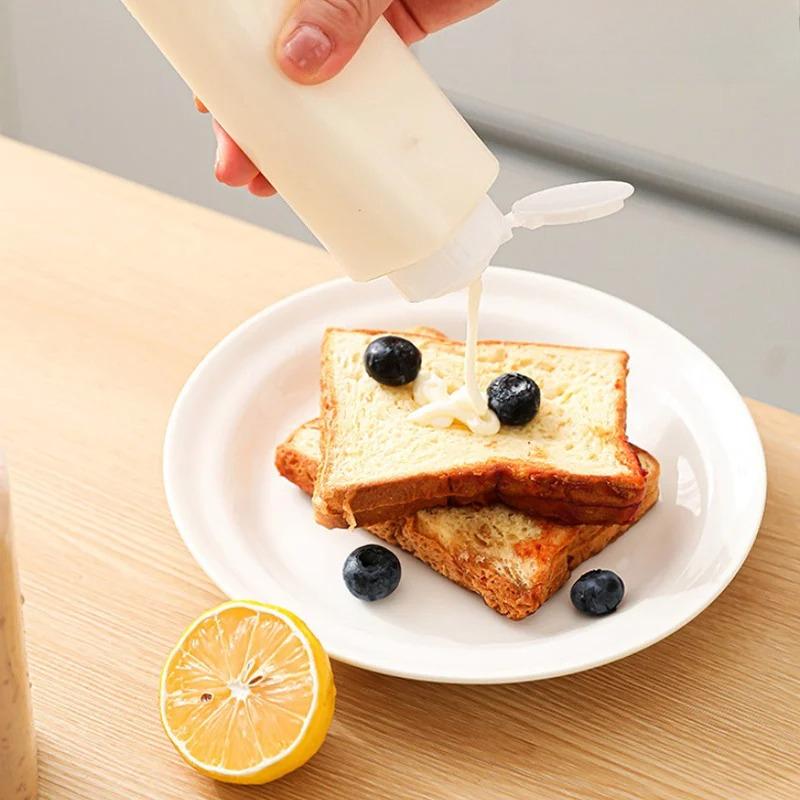 200/300ml Leak Proof Squeeze Sauce Bottle with Visible Scale Controlled Quantity for Soy Sauce Vinegar Honey Condiment Dispenser