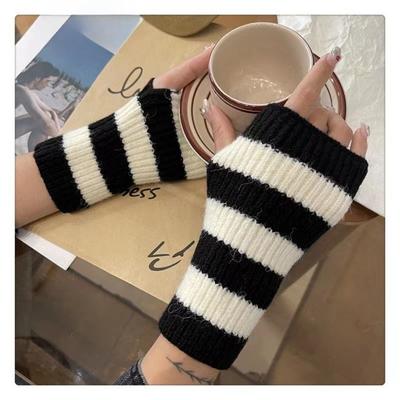 Short Color Blocked Thick-striped Gloves Wool Sleeves for Women Autumn and Winter Knitted Warm and Cold Proof Fingerless Wrist Sleeves Fake Sleeves