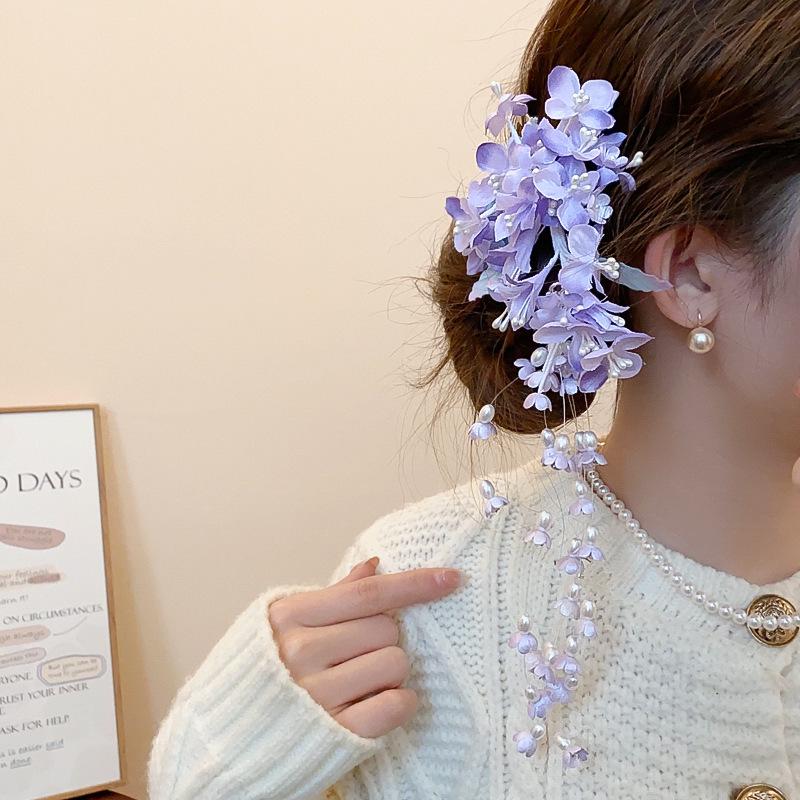 Rote Spinnenlilie Acryl Haarspange: Retro chinesischer Stil Haarschmuck