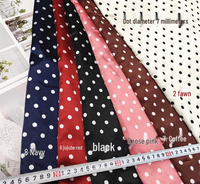 Satin-Stoff mit Tupfenmuster für Kleidung, Kleiderfutter, Homewear und Kopfbedeckungen