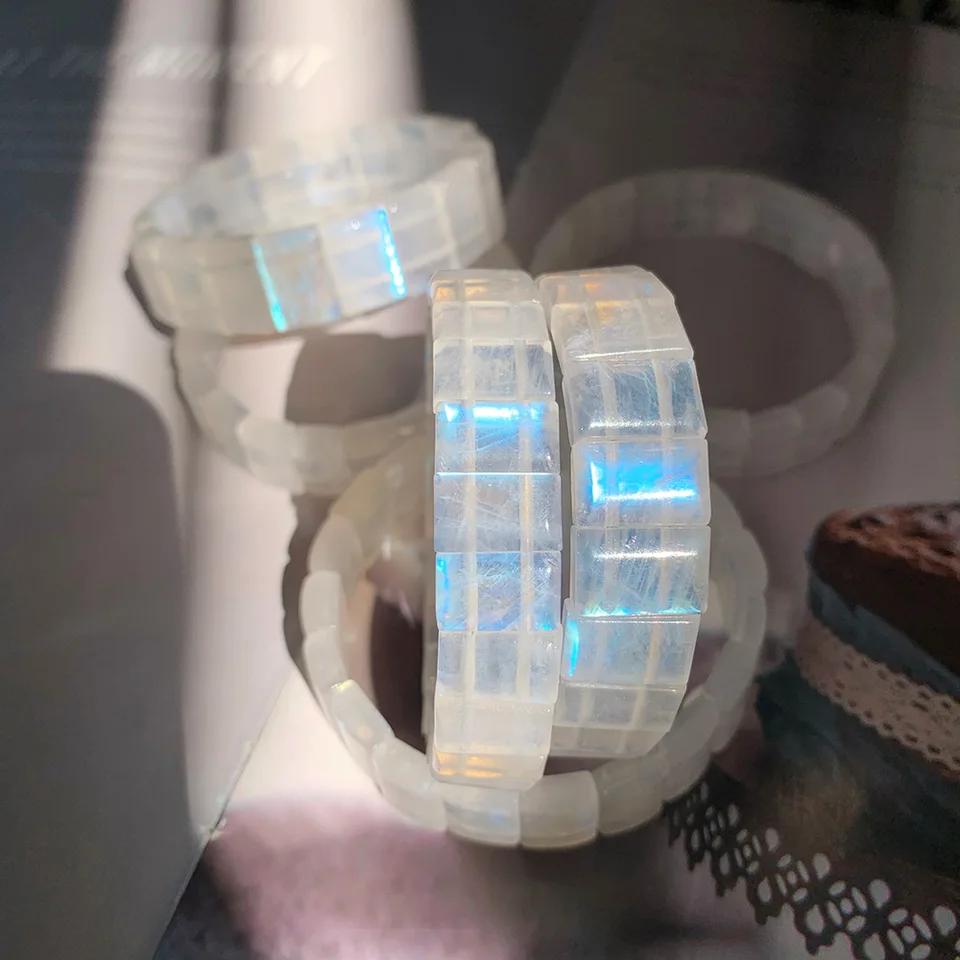 10mm Natural Blue Light Moonstone Bracelet for Women Men Clear Round Beads Gold Healing Crystal Classic Party