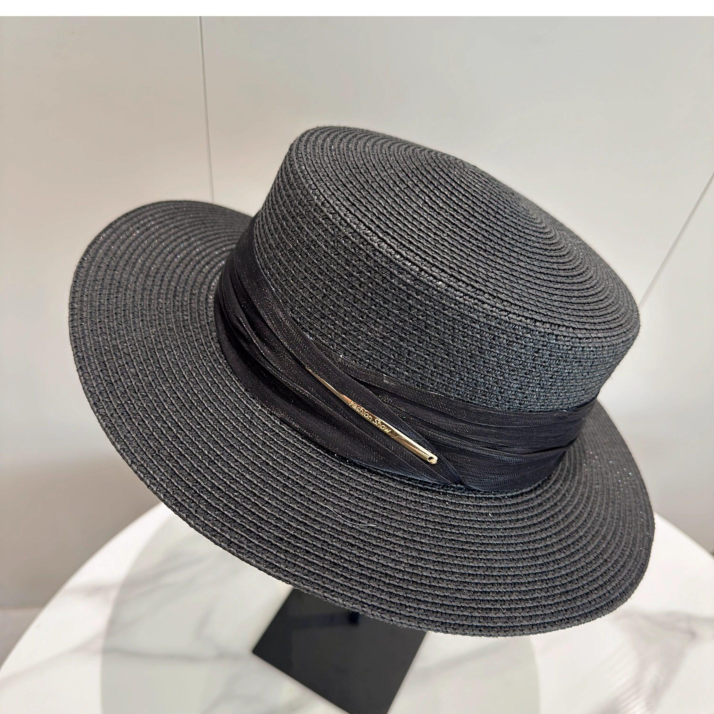 

Advanced Flat Top Woven Hat Fashionable French Casual Sun Shading Beach Couple Hat Versatile Heavy Industry Style Adult 56-58cm чорний