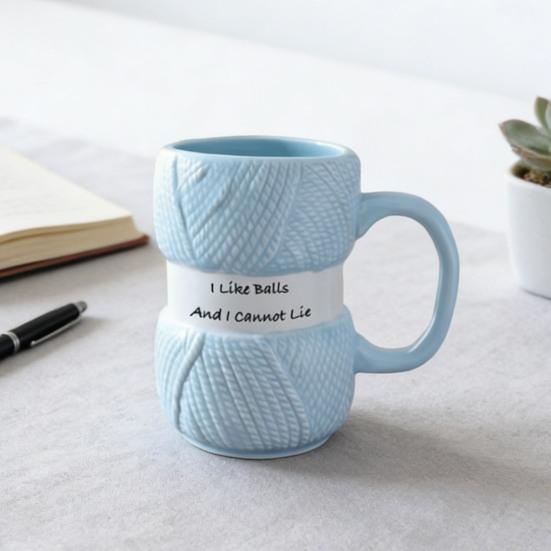 425ml Realistische Garn-Detailierung Tasse Keramik Kaffee Tee Tasse mit Häkelnadel-Griff Löchern Lichtbeständiger Druck Kaffeetasse Perfektes Häkelgeschenk