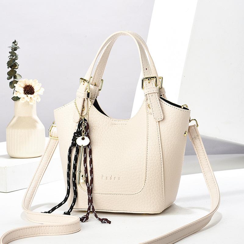 New Fashionable Versatile Bags New Atmospheric Women's Large-capacity Portable Shoulder Messenger Bags