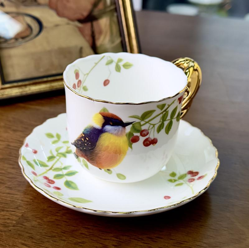 

Rural Style Bird Coffee Cup and Plate Ceramic Flower Tea Cups Afternoon Tea Mug Breakfast Cup Dessert Plate Water Cups Milk Mug 201-300ml