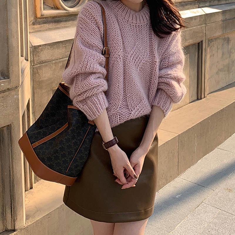 Women's Solid Color Thick Knit Hemp Flower Sweater - Round Neck, Pullover, Korean Style, Perfect for Autumn and Winter.